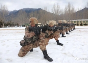 西藏雪域队在比赛中勇往直前，闯出一片天地