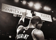 包含杜兰特三巨头联手，篮网得分突破，命运悬念冲击季后赛！的词条